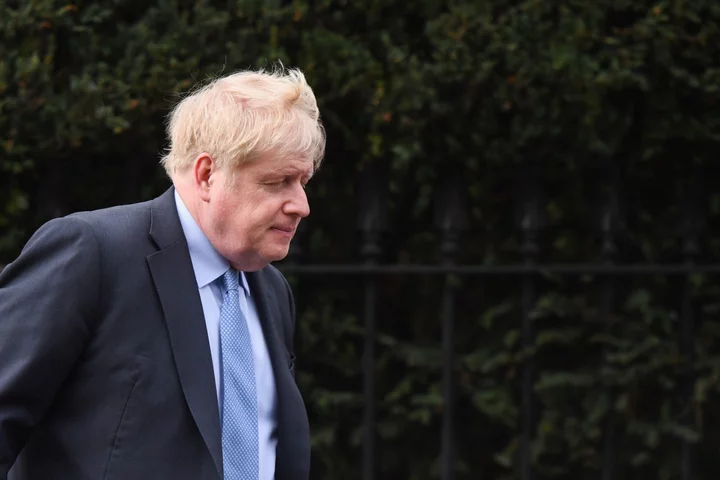 Boris Johnson’s WhatsApp Trove Must Be Released, Court Rules