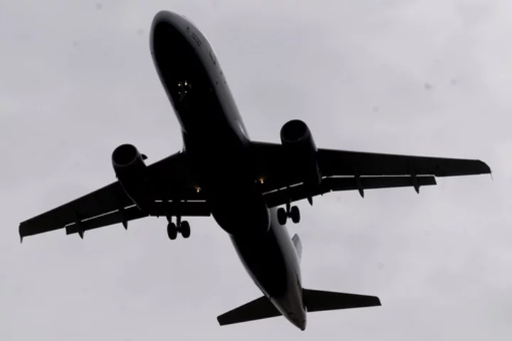 The FAA asks the FBI to consider criminal charges against 22 more unruly airline passengers