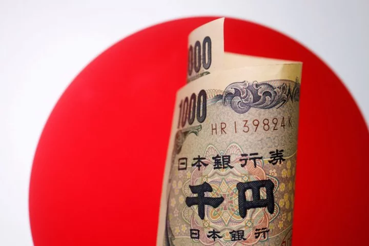 Yen steady, markets on intervention alert; Aussie up before RBA decision