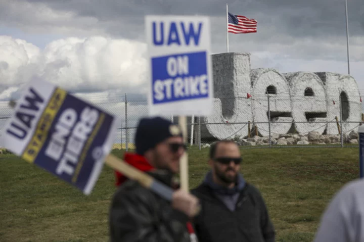 Detroit automakers and union leaders spar over 4,800 layoffs at non-striking factories