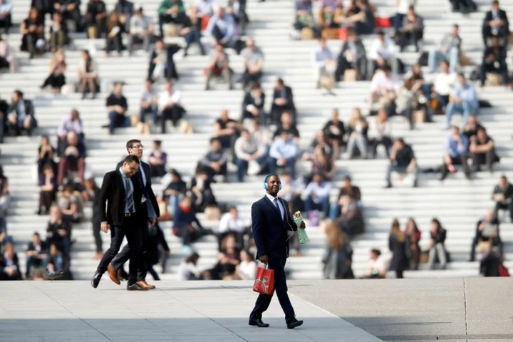 France's services sector contracts in July by more than first thought-PMI