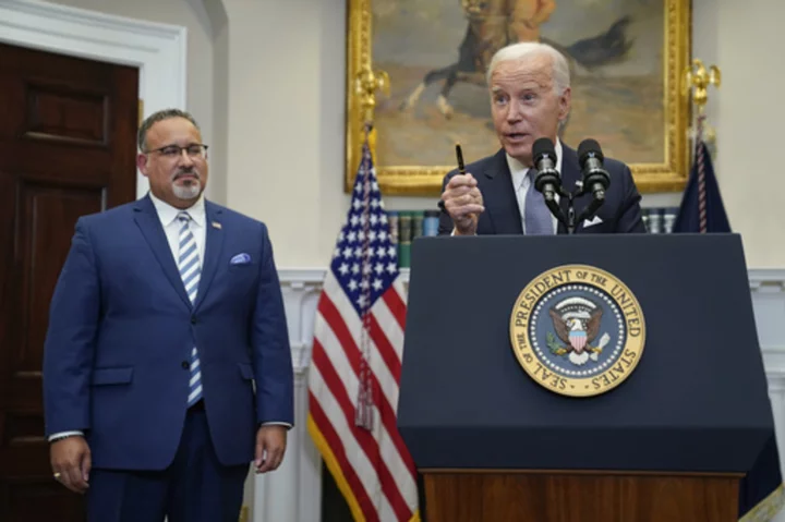 Biden offers alternative student debt relief plan that would remove immediate threat of default