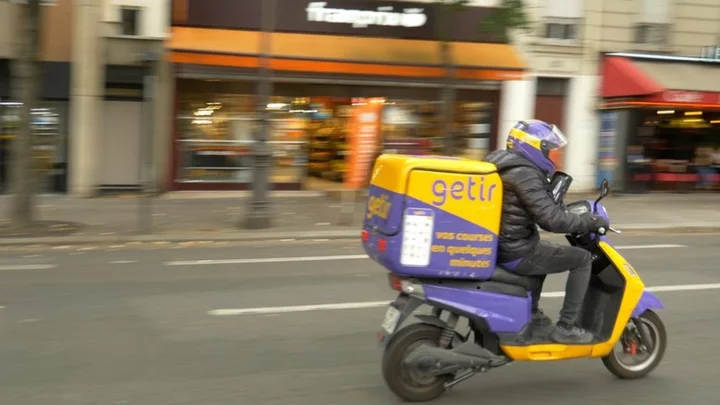 Fast grocery firms doomed by French dark store ban