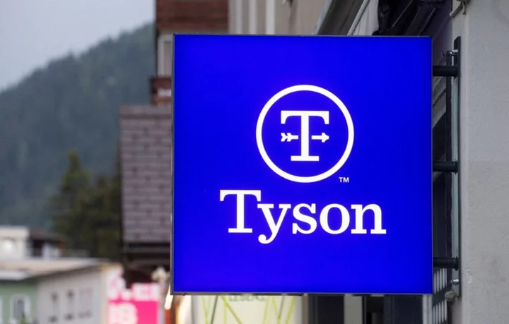 Tyson Foods forecasts downbeat annual revenue on slowing meat demand