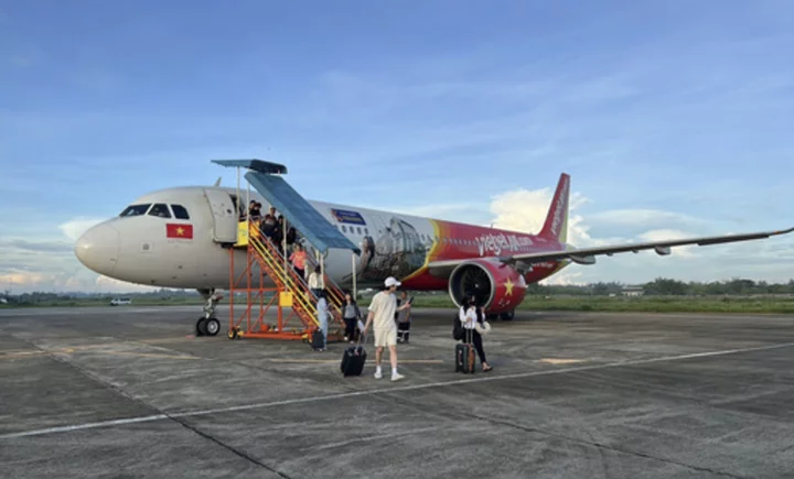 Vietjet plane with 214 people aboard lands safely in Philippines after technical problem