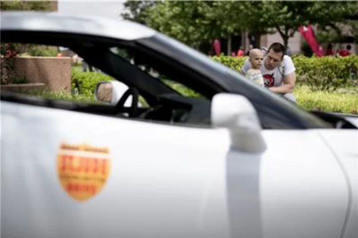 Parade of 89 Corvettes rolls through St. Jude campus