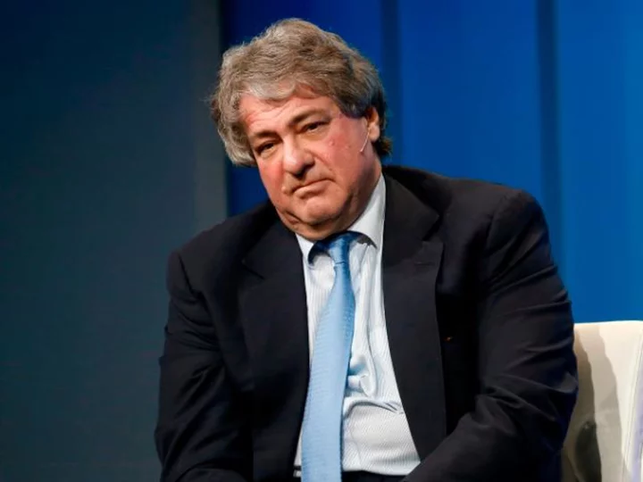 Billionaire Leon Black made a $158 million payment to Jeffrey Epstein. Senators want to know why