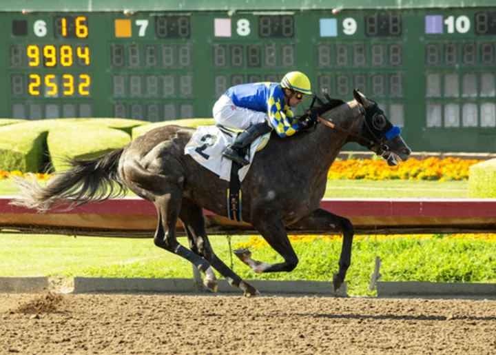 Golden Gate Fields racetrack in Northern California to close this fall