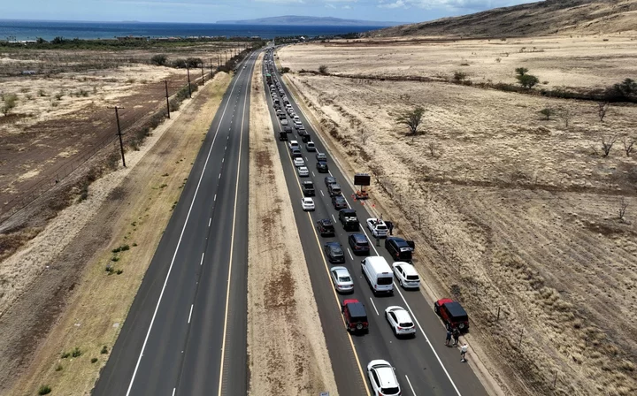 In Search for Cause of Hawaii Fires, Lawyers Probe Power Lines