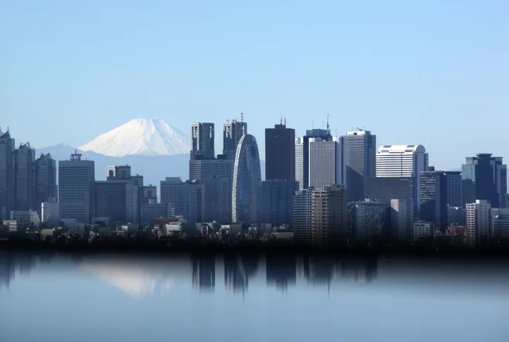 Top Japan Bank Builds Startup Fund as Policy Push Lures Lenders