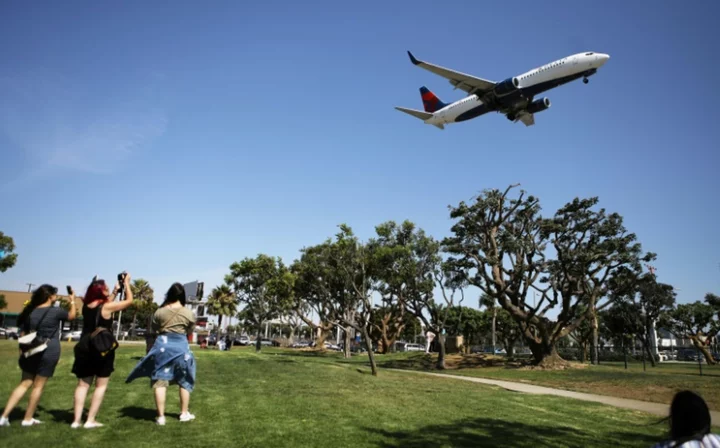 Delta lifts 2023 forecast as travel demand stays lofty