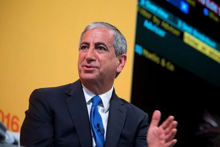 Ken Moelis Scraps CEO Handoff to Seize Once-a-Decade Moment