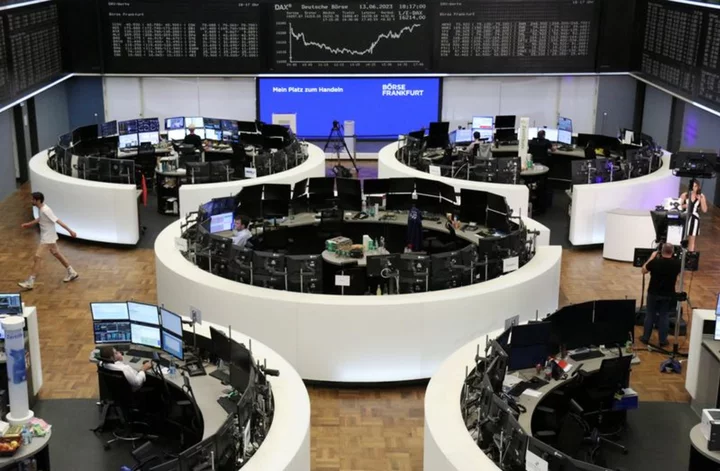 European shares inch lower ahead of ECB meet